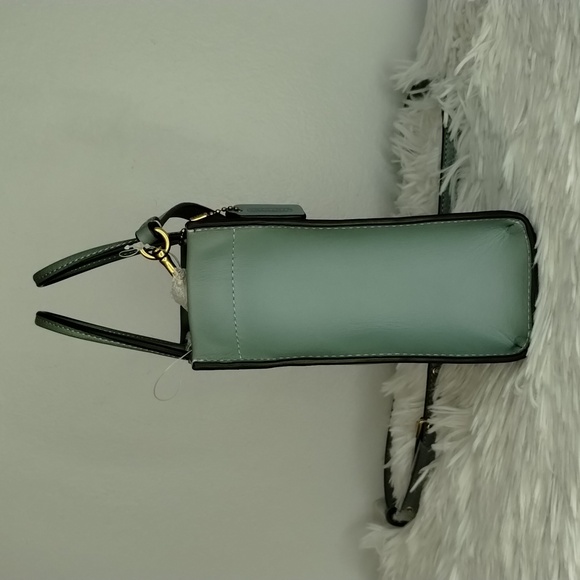 💥Host Pick💥 NEW Coach Mini Cashin Tote Bag - Picture 4 of 11